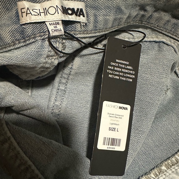 Fashion Nova High-Waist Distressed Maxi Denim Skirt size L - Picture 6 of 7